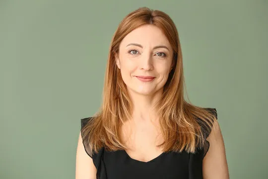 编辑团队形象照（示意）